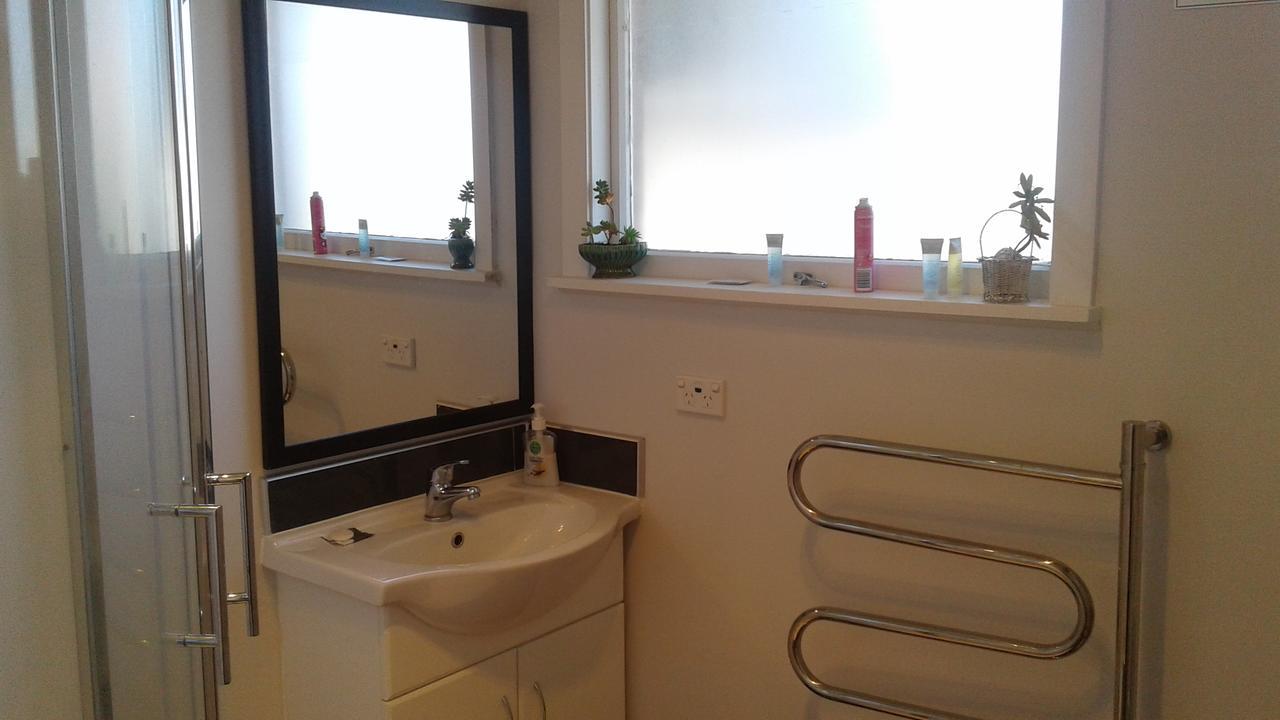 כרייסטצ'רץ' Airport Silver Fern Accommodation מראה חיצוני תמונה